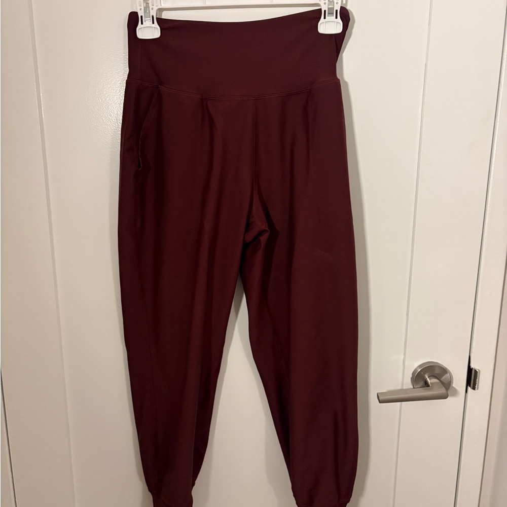Old Navy Active High-Waisted Jogger Leggings - Picture 2 of 4